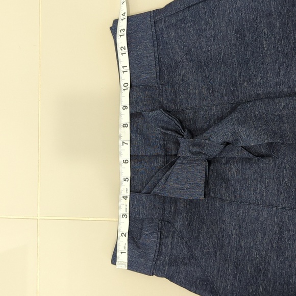 High Waisted Navy Shorts sz small - Picture 8 of 10